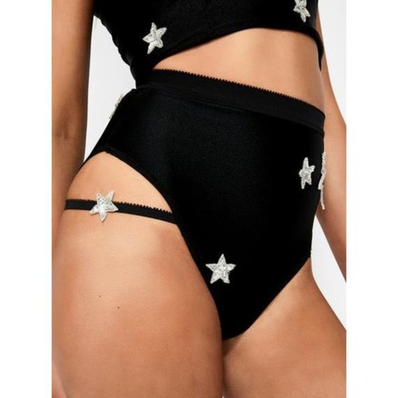 M - Eastnwest Luna Top and Bottom Set - Picture 7 of 7